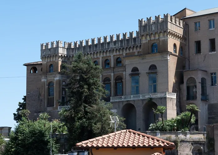 Sistine Chapel View Check-in From 3 Pm To 10 Pm לינה וארוחת בוקר